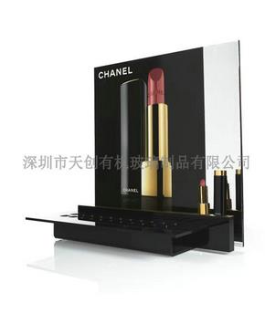 {有機(jī)玻璃化妝品展架}為企業(yè)帶來(lái)新契機(jī)